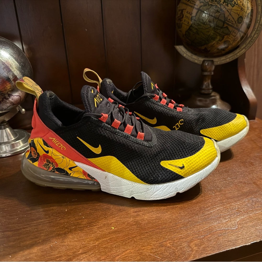 Nike Black and Gold Athletic Shoes